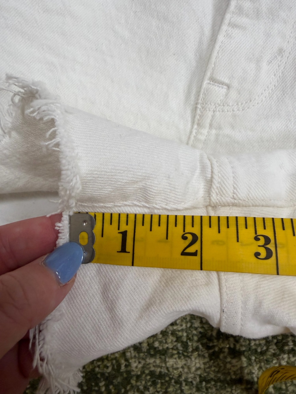 Abercrombie high rise mom short - Picture 4 of 4